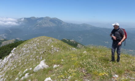 Da Lago della Rotonda alla Cima del Monte La Spina