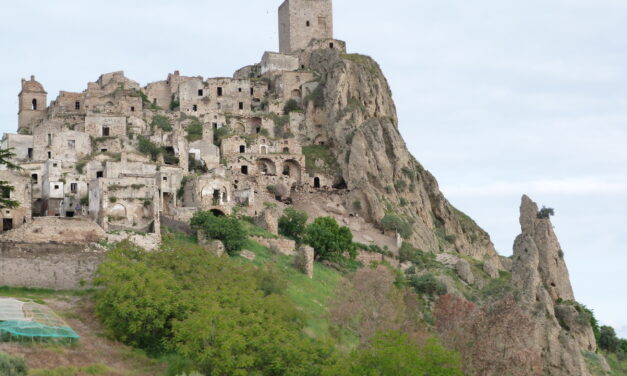 In bici a Craco Vecchia