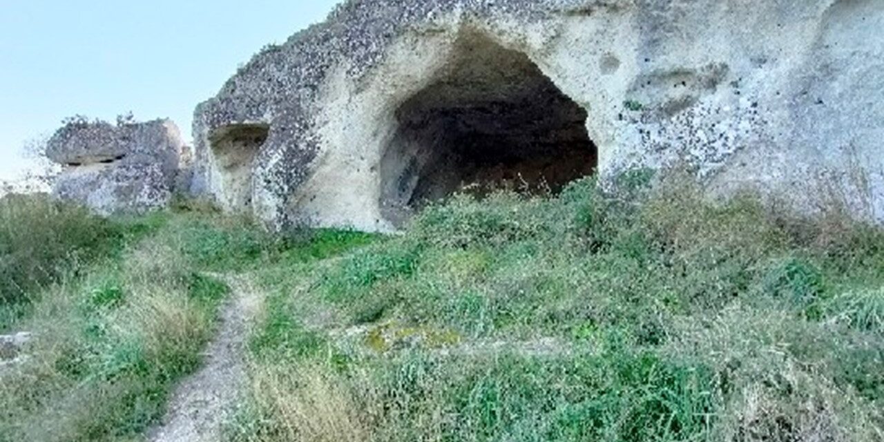 Grotte ed antichi Casali rupestri